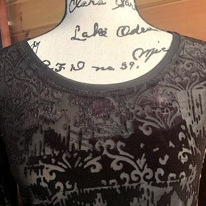 Simply Vera by Vera Wang.  Black sheer and velvet top with frayed bottom. Sz Sm